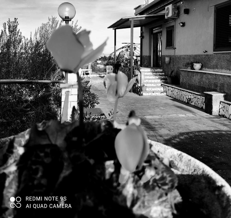 B&B Borgo Pileri Mazzarino Exterior photo